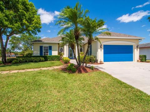 799 NW Bayard Ave, Saint Lucie West, FL 34983
