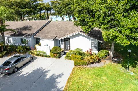 18527 Egret Way, Boca Raton, FL 33496