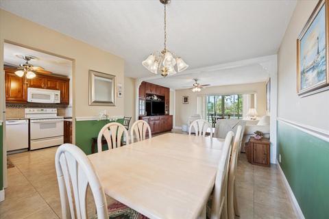 725 Lori Dr #213, Palm Springs, FL 33461
