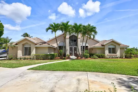 757 SE Hidden River Dr, Port Saint Lucie, FL 34983