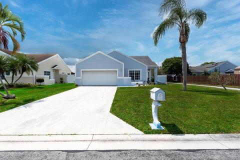 8639 Spring Valley Dr, Boynton Beach, FL 33472