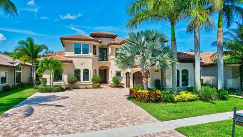 8453 Hawks Gully Ave, Delray Beach, FL 33446