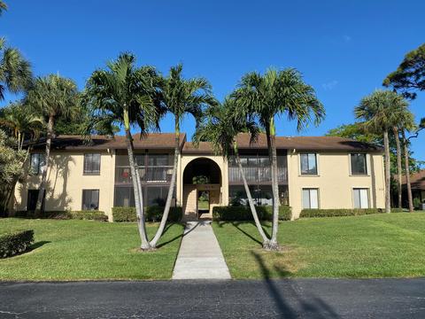 628 Sea Pine Way #E1, Greenacres, FL 33415