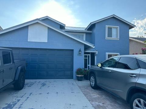 5660 Strawberry Lake Cir, Lake Worth, FL 33463