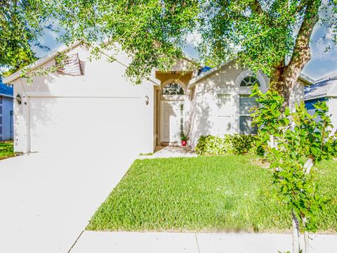 539 Macon Dr, Titusville, FL 32780