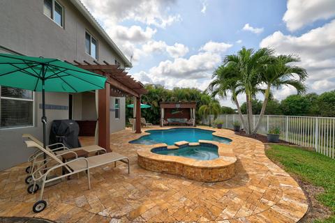 2677 SW Gallery Cir, Palm City, FL 34990