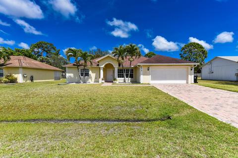673 SE Ron Rico Ter Ter, Port Saint Lucie, FL 34983