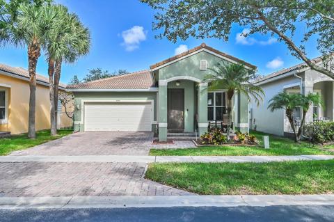 6940 Bruce Ct, Lake Worth, FL 33463