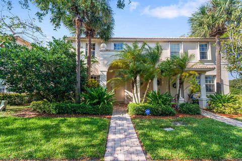 8039 Murano Cir, Palm Beach Gardens, FL 33418