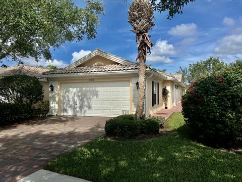 8502 SE Retreat Dr, Hobe Sound, FL 33455