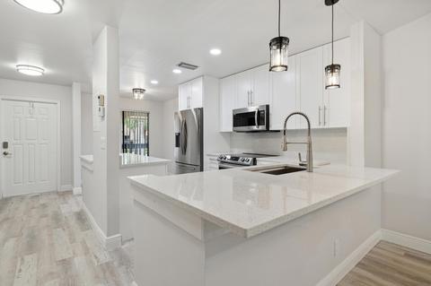 10113 Mangrove Dr #205, Boynton Beach, FL 33437