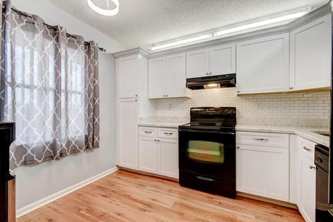 3050 NW 42nd Ave #C508, Coconut Creek, FL 33066