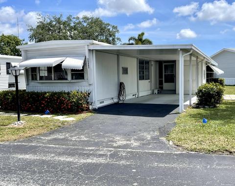 20863 Sunrise Dr, Boca Raton, FL 33433
