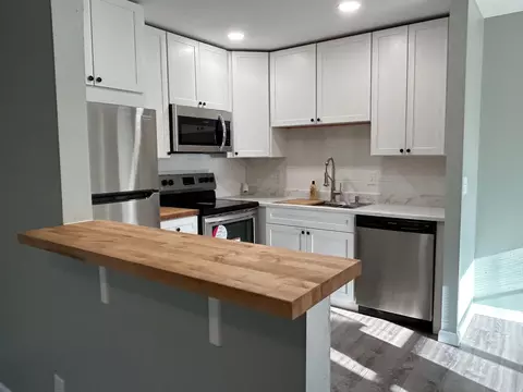 90 Saxony B #B, Delray Beach, FL 33446