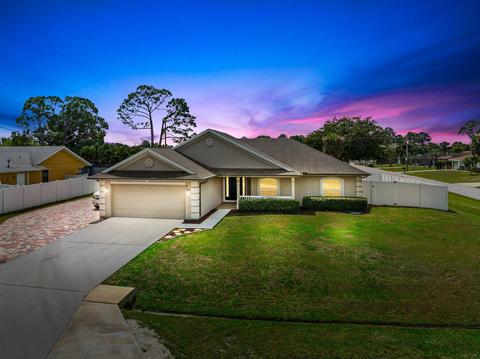 402 SE Faith Ter, Port Saint Lucie, FL 34983