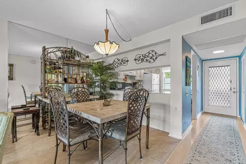 4501 Martinique Way #B1, Coconut Creek, FL 33066