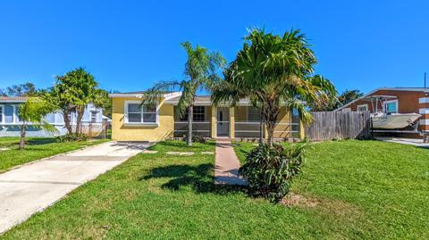 3164 Ocean Pkwy, Boynton Beach, FL 33435