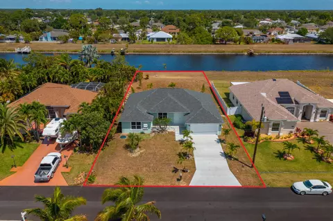 1025 SW Abingdon Ave, Port Saint Lucie, FL 34953