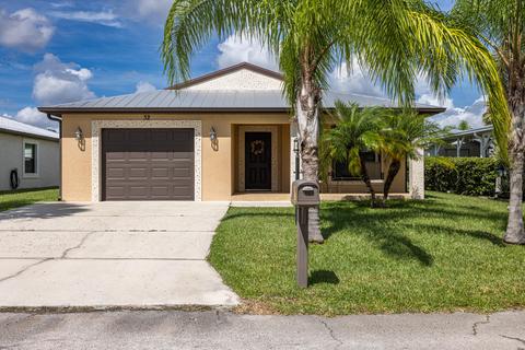 32 Monterey Way, Port Saint Lucie, FL 34952
