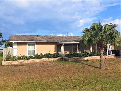 419 NW Avens St, Port Saint Lucie, FL 34983
