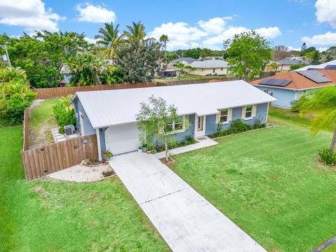 2538 SE Burton St, Port Saint Lucie, FL 34952