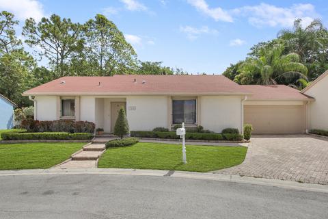 9525 Tropical Park Pl, Boca Raton, FL 33428