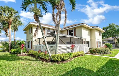 28 Clinton Ct #C, Royal Palm Beach, FL 33411