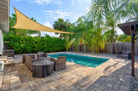 1206 N J St, Lake Worth, FL 33460