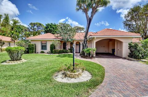 4 Fairway Dr, Boynton Beach, FL 33436 photo 1