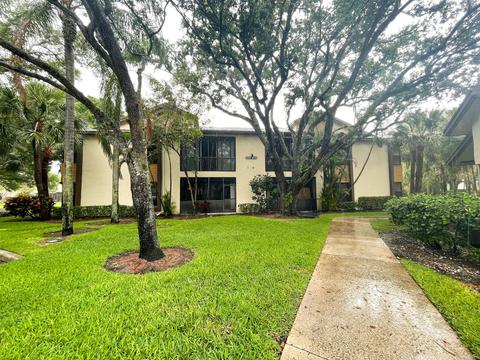 4536 Carambola S Cir #27261, Coconut Creek, FL 33066