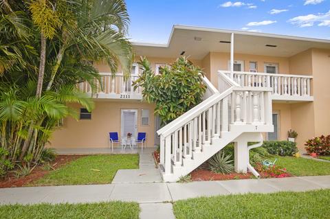 2111 NE 1st Ct #103, Boynton Beach, FL 33435