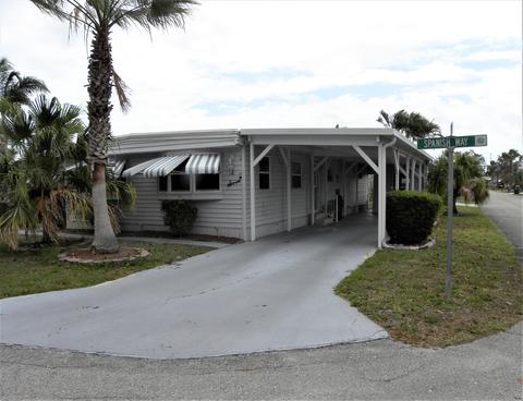 7 Spanish Way, Port Saint Lucie, FL 34952