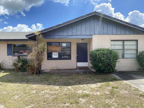 2708 Bennett Dr, Fort Pierce, FL 34946