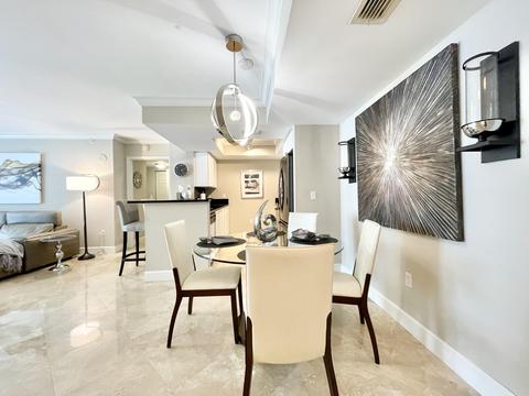 99 SE Mizner Blvd #633, Boca Raton, FL 33432