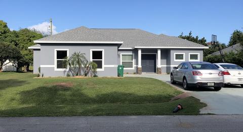 2318 SE Maniton Ter, Port Saint Lucie, FL 34952