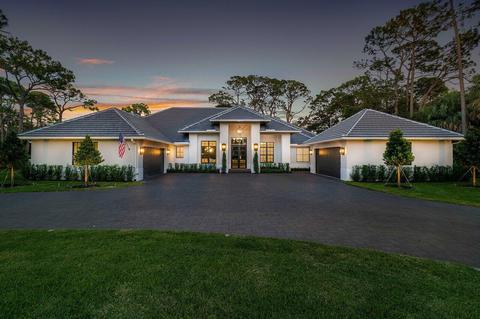 2515 Greenbriar Dr, Delray Beach, FL 33445