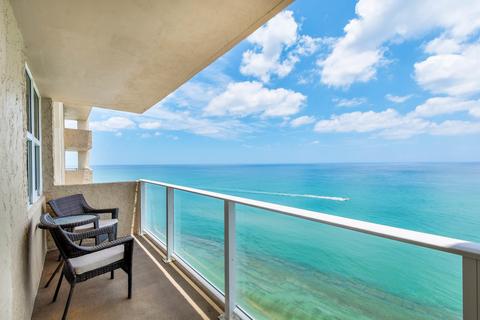 5440 N Ocean Dr #1407, Singer Island, FL 33404