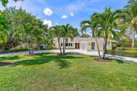 99 Yacht Club Pl, Tequesta, FL 33469