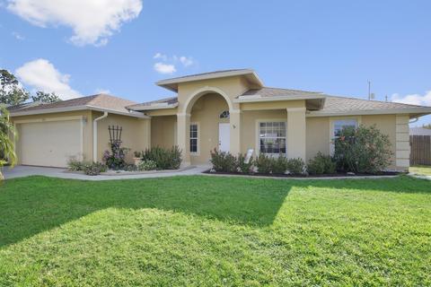 3133 SW Armucher St, Port Saint Lucie, FL 34953