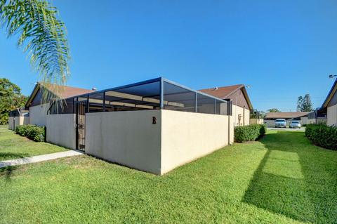 4781 Sunny Palm Cir #B, West Palm Beach, FL 33415