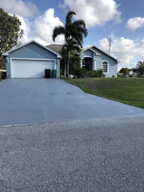 330 SW Log Dr, Port Saint Lucie, FL 34953