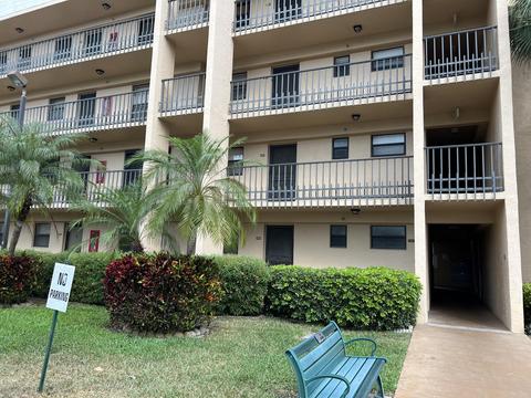 4760 Lucerne Lakes Blvd #104, Lake Worth, FL 33467