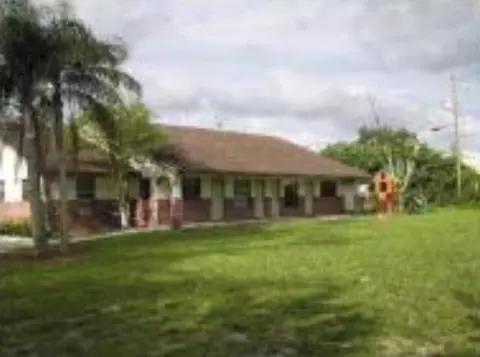 5600 NW 76 Pl, Coconut Creek, FL 33073