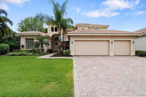 2901 Fontana Ln, Royal Palm Beach, FL 33411