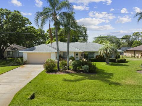 5209 Deer Run Dr, Fort Pierce, FL 34951