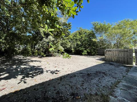 2402 Seacrest Blvd #LOT 2 &  3, Delray Beach, FL 33444