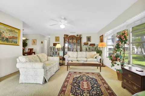 311 Country Ln #D, Boynton Beach, FL 33435
