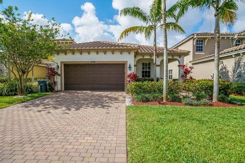 4784 Capital Dr, Lake Worth, FL 33463