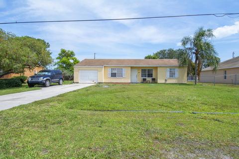 2531 SE Berkshire Blvd, Port Saint Lucie, FL 34952