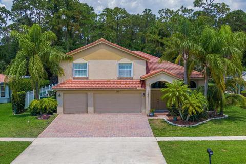 225 Park Rd N, Royal Palm Beach, FL 33411